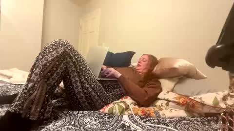 Snapshot of veronicalake chatting on January 13, 2026, 12:05 am Veronica Lake online show from January 13, 2026, 12:05 am