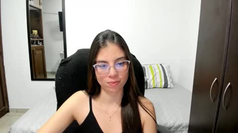 Veronica Miller online show from April 20, 2026, 2:58 am