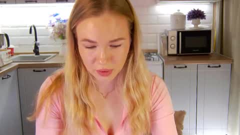 Veronika online show from October 19, 2025, 4:07 pm