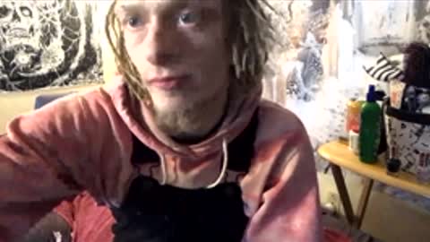 versaceballsack online show from January 5, 2026, 5:27 pm