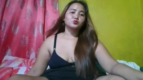 versatile_hottie_asian online show from July 25, 2026, 2:53 am