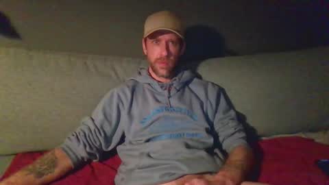 Snapshot of versatilexswede chatting on November 9, 2025, 5:39 am John online show from November 9, 2025, 5:39 am