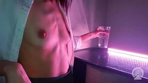 very_satrange_things online show from May 29, 2026, 10:08 pm