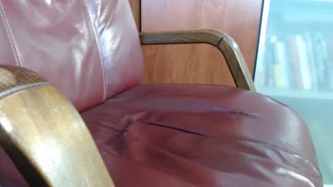 Erik online show from January 17, 2025, 11:17 am