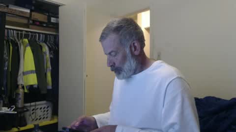 Snapshot of veryveryhairmanindenver chatting on January 25, 2025, 12:48 am hairy man online show from January 25, 2025, 12:48 am