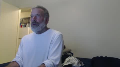 Snapshot of veryveryhairmanindenver chatting on February 16, 2025, 12:52 am hairy man online show from February 16, 2025, 12:52 am