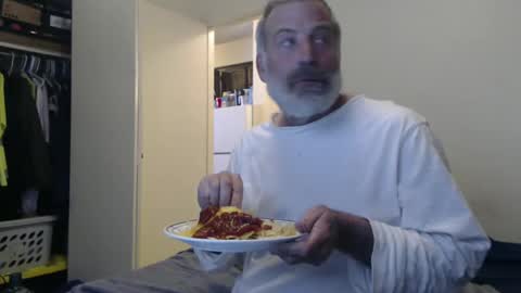 Snapshot of veryveryhairmanindenver chatting on February 19, 2025, 12:57 am hairy man online show from February 19, 2025, 12:57 am
