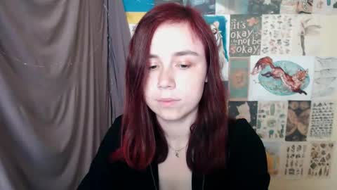 veryveryvery_shy online show from September 24, 2025, 5:22 am