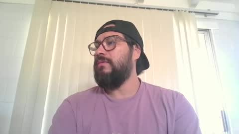 vesturelove online show from September 24, 2025, 5:05 pm