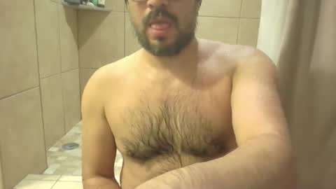 vesturelove online show from October 12, 2025, 5:17 am