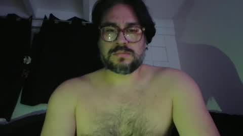 vesturelove online show from October 25, 2025, 6:10 am