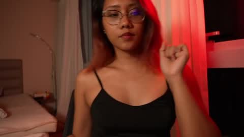 Vexa Nyx online show from May 11, 2026, 4:04 pm