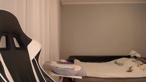 Snapshot of vibezgirl chatting on December 2, 2024, 8:11 pm Amelia online show from December 2, 2024, 8:11 pm