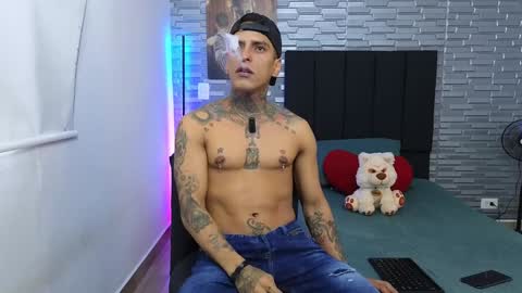 Victor cardenas online show from January 11, 2025, 7:59 pm