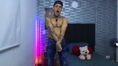 Victor cardenas online show from January 11, 2025, 11:13 pm