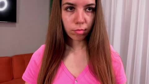 vicki_moore online show from May 21, 2026, 9:49 am