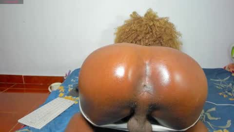 vicky manuela online show from September 26, 2025, 2:48 am