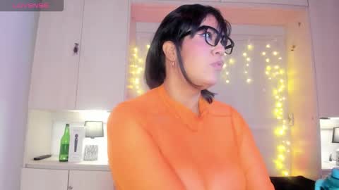 V I C K Y online show from March 21, 2026, 7:39 pm