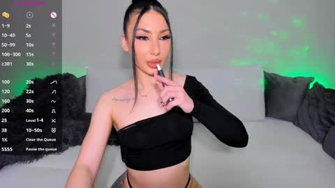 Vicky Boo online show from May 11, 2026, 1:06 pm