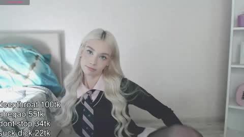 vickyfuckingdoll online show from June 9, 2026, 12:22 am