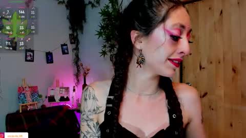 Victoria   online show from January 7, 2026, 6:10 pm