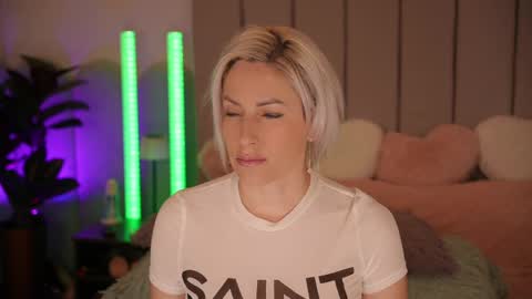 Snapshot of vickysecret96 chatting on March 26, 2026, 6:02 pm vickysecret96 online show from March 26, 2026, 6:02 pm