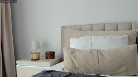 Snapshot of vickystonee chatting on December 20, 2024, 9:32 am Victoria online show from December 20, 2024, 9:32 am