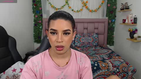 vickyxdany online show from December 7, 2024, 9:22 pm