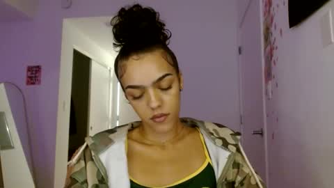 Goddess Victory  online show from November 24, 2025, 12:54 am