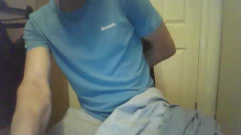 Snapshot of victor_1486 chatting on December 13, 2025, 11:54 pm victor_1486 online show from December 13, 2025, 11:54 pm