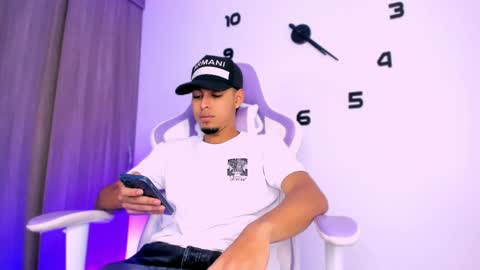 Snapshot of victor_ospina chatting on April 2, 2026, 1:31 pm victor have a nice day ... online show from April 2, 2026, 1:31 pm