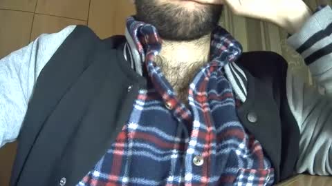 Snapshot of victorhume chatting on December 9, 2024, 12:01 am VictorHume online show from December 9, 2024, 12:01 am