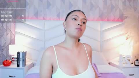 victoria___jonnes online show from October 9, 2025, 12:36 pm