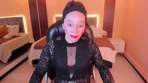 victoria__blake online show from July 1, 2026, 7:24 pm