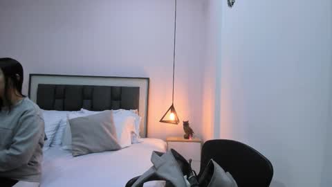 valentina online show from November 3, 2025, 11:11 am