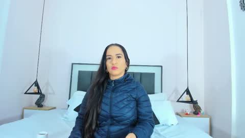 valentina online show from November 17, 2025, 9:15 am