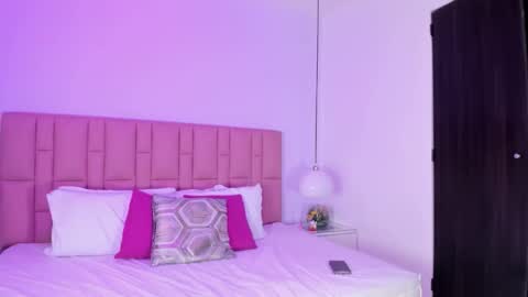 valentina online show from January 10, 2026, 11:45 am