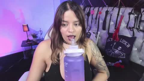 victoria_floyd1 online show from March 20, 2026, 9:52 pm