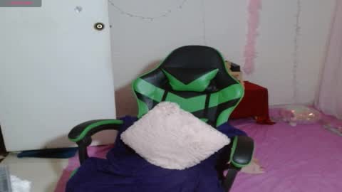 VICKY online show from March 24, 2026, 8:03 pm