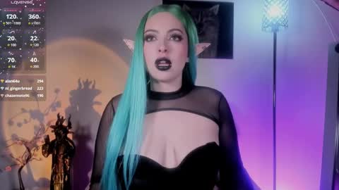 Snapshot of victoriabathory chatting on December 2, 2024, 10:28 am  Tory  online show from December 2, 2024, 10:28 am