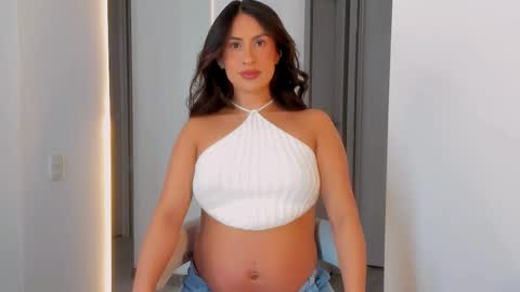 Vcitoria online show from February 26, 2026, 1:26 am