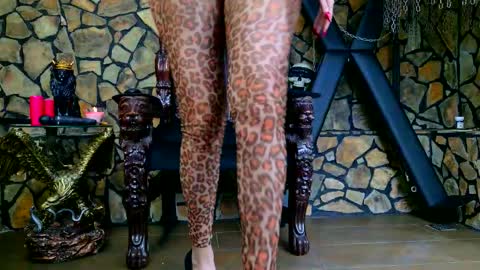 Victoria Heller online show from March 10, 2026, 5:34 am