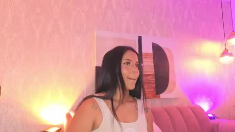 Maria Victoria online show from May 29, 2026, 11:41 am