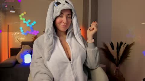 Viktoria online show from November 27, 2025, 5:37 pm