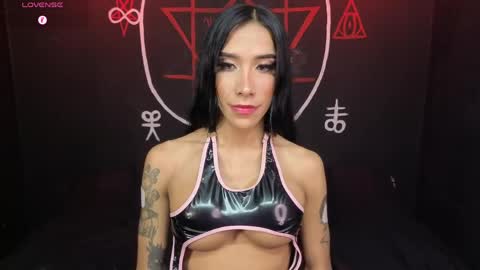 Victoria Vampire online show from May 17, 2026, 7:50 am