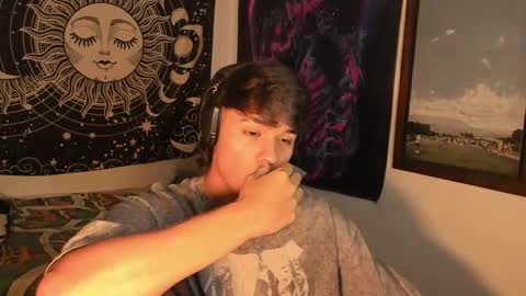 Snapshot of victorino_jhonson chatting on December 3, 2024, 2:47 am Victorino Jhonson online show from December 3, 2024, 2:47 am