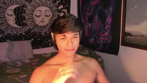 Snapshot of victorino_jhonson chatting on March 7, 2025, 2:36 am Victorino Jhonson online show from March 7, 2025, 2:36 am