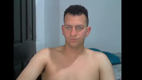 victormanuelq_1 online show from March 17, 2026, 8:45 pm