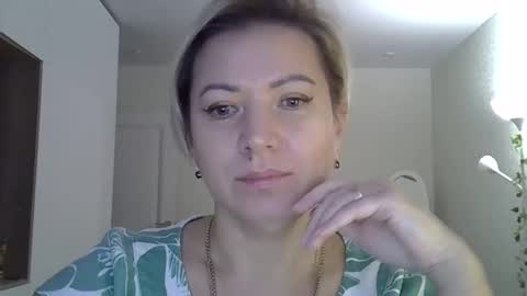 Snapshot of victorynika chatting on December 4, 2025, 7:39 am victorynika online show from December 4, 2025, 7:39 am