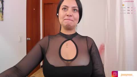 V  I C  T O R I A  online show from March 11, 2025, 8:31 pm